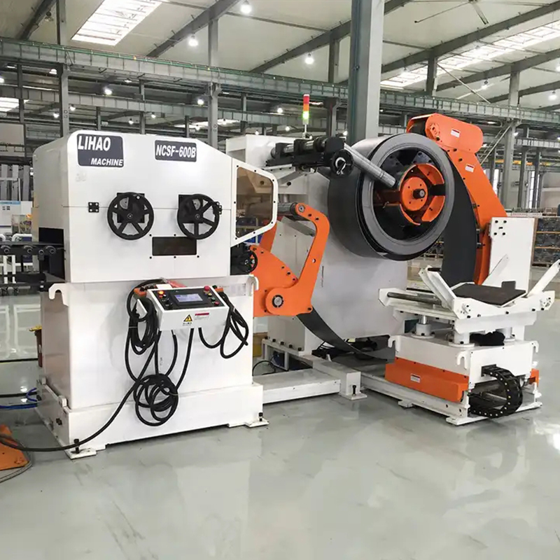 Технические преимущества трехв одном серводозатора для лифтов