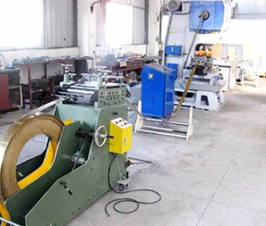 Линия вырубки для штамповки металлических деталей