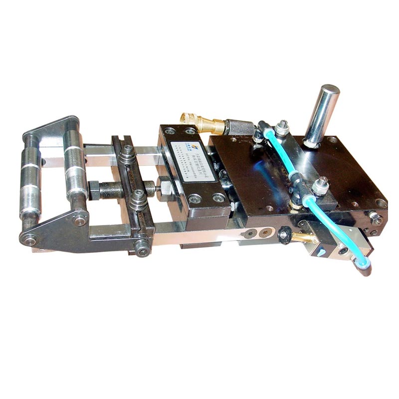 Пневматический питатель (1C~10C) Ширина: 50.0 мм~400.0 мм Толщина: 0.5 мм~3.0 мм